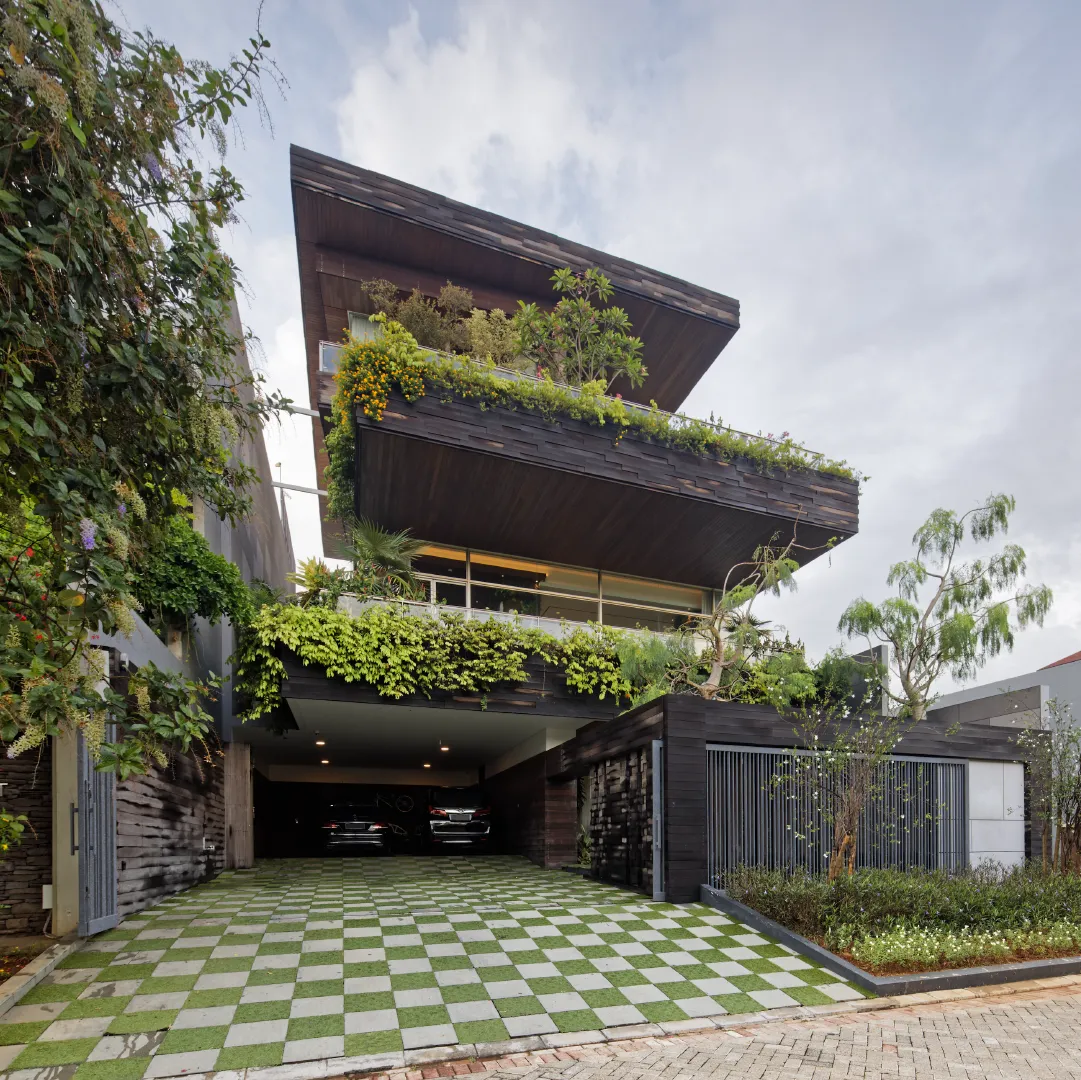 Stacking House